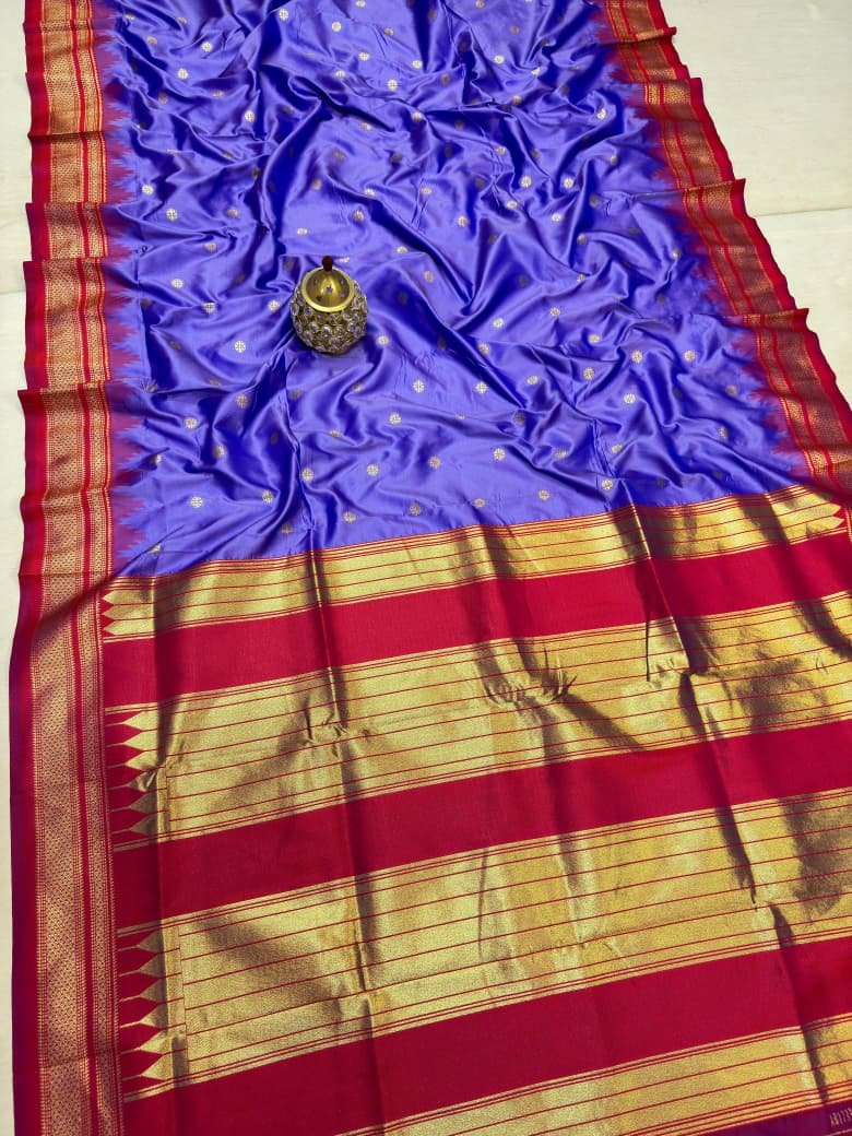 Traditional Erkal Paithani image 9