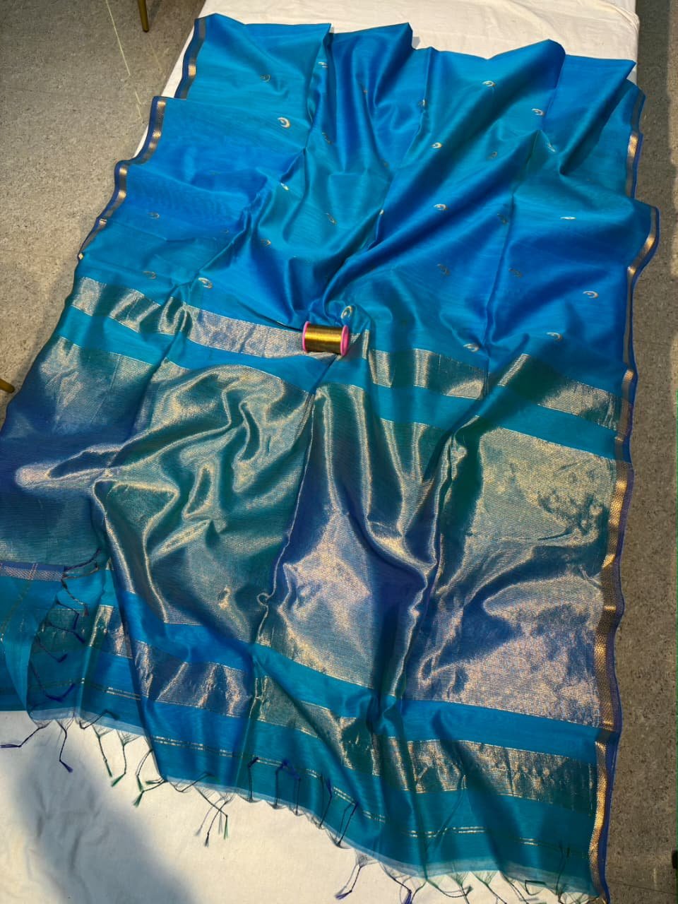 Pure Maheshwari Handloom Saree with Chand Design image 2