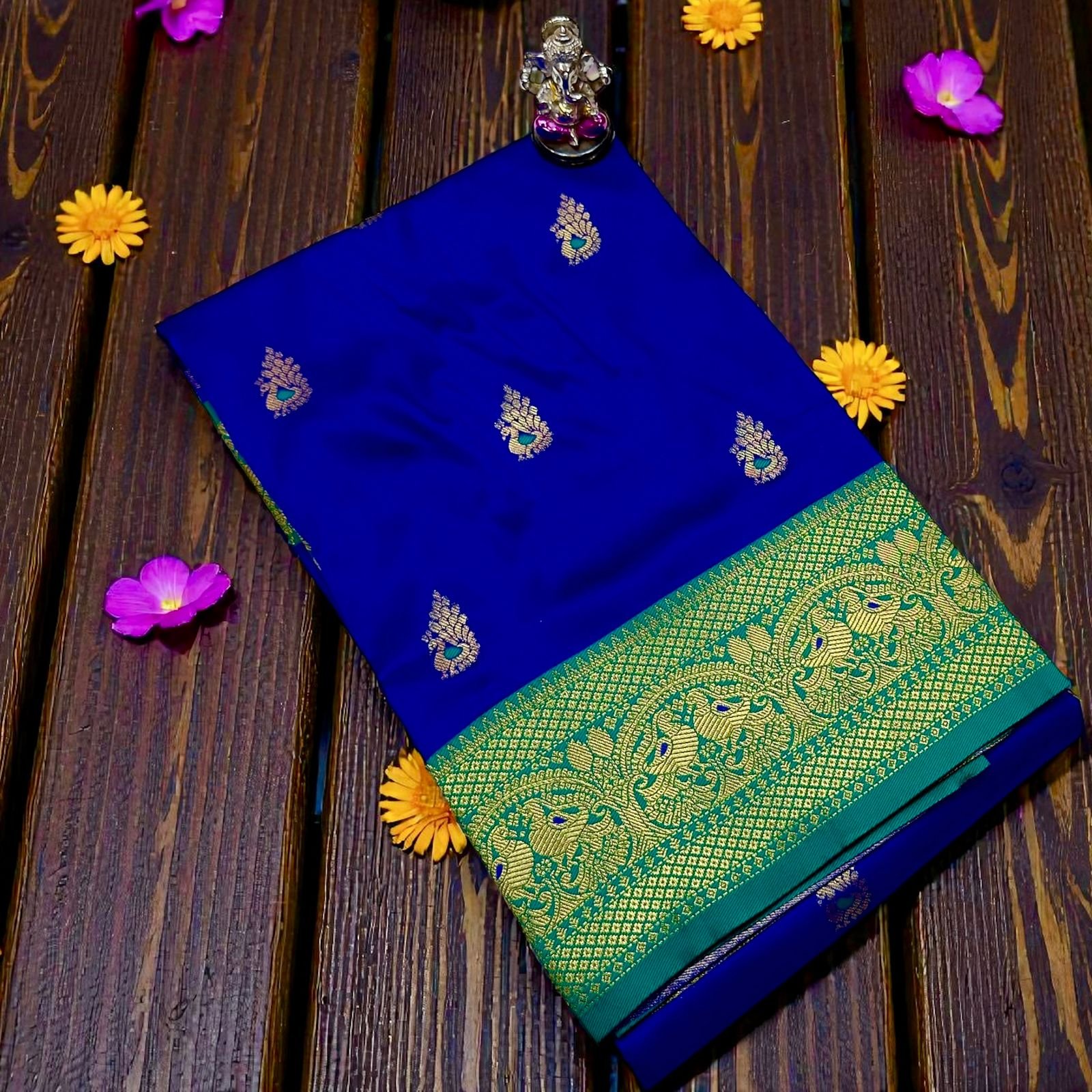Dagina Peshwai Paithani image 27