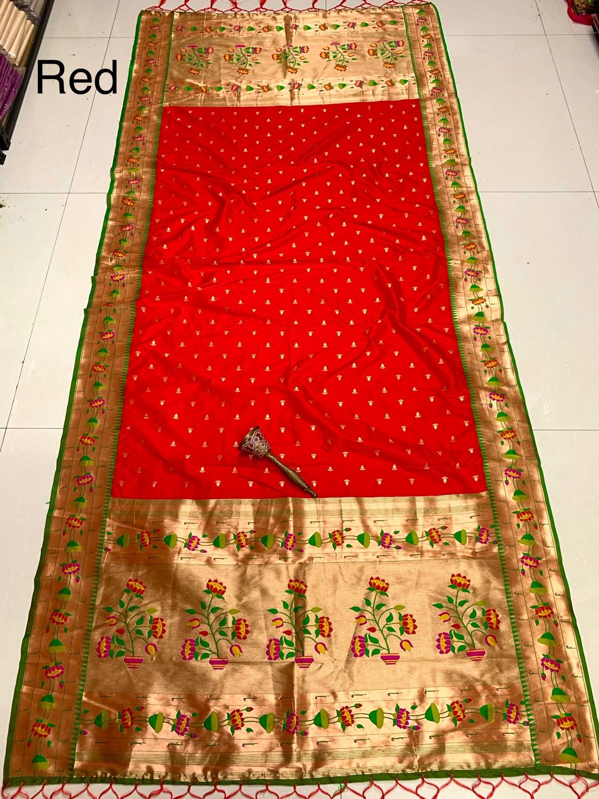Flower Border Dupatta image 16