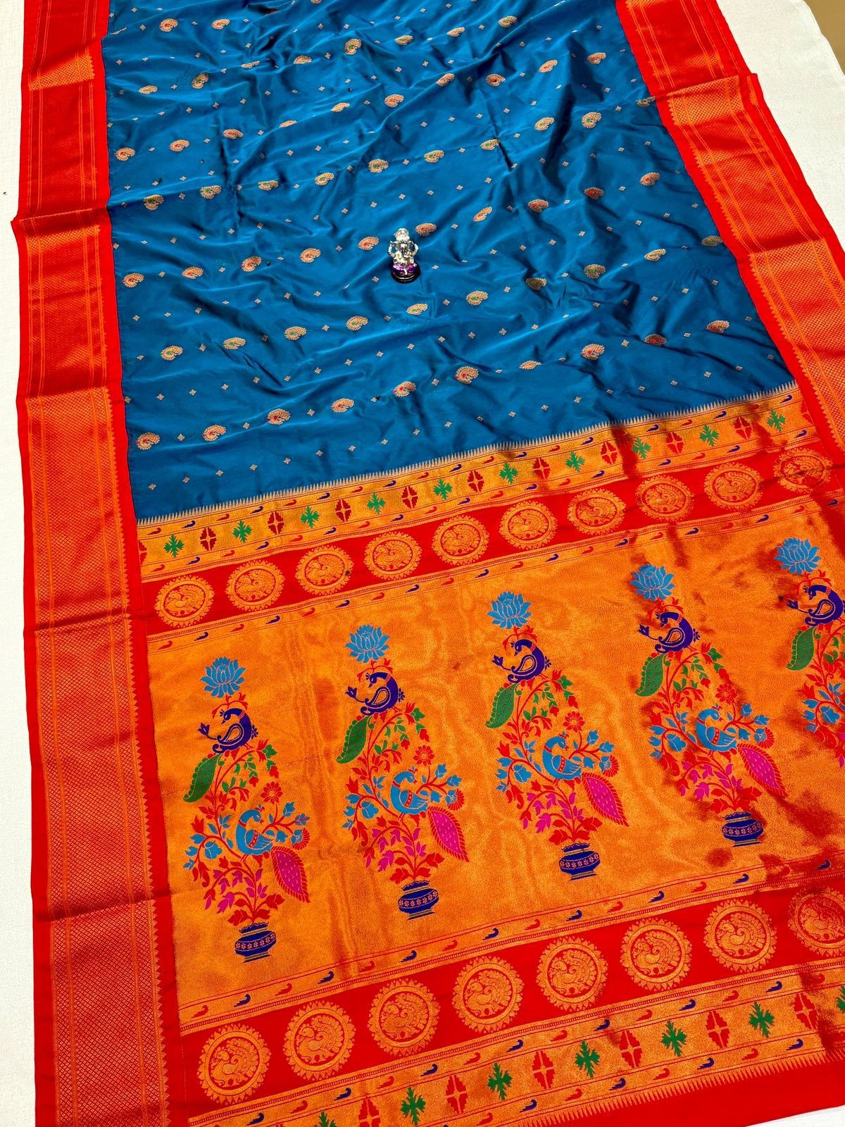 Khushi Kadiyal Paithani image 6