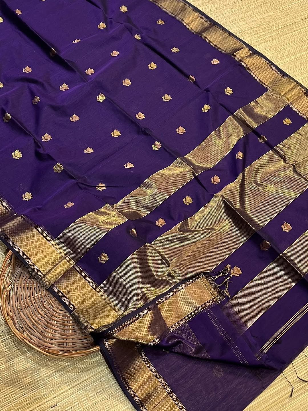 Single Color Pure Maheshwari Handloom Golden Zari Lotus Flower Design image 8