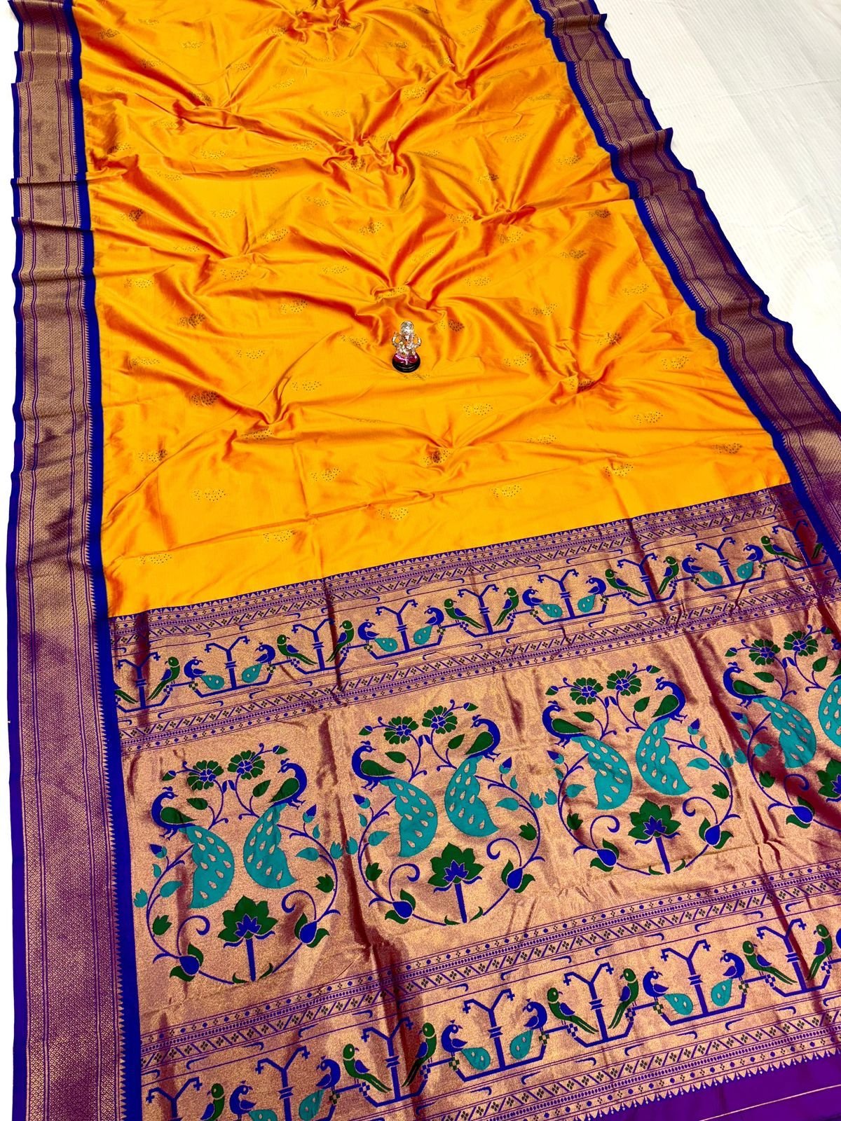 Mayuri Zhumka Kadiyal Paithani image 20
