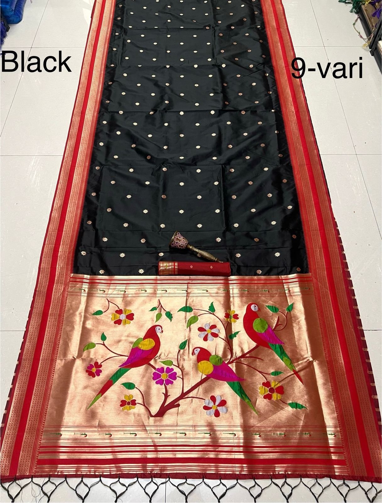 9 Vaar Narayanpet Paithani image 2