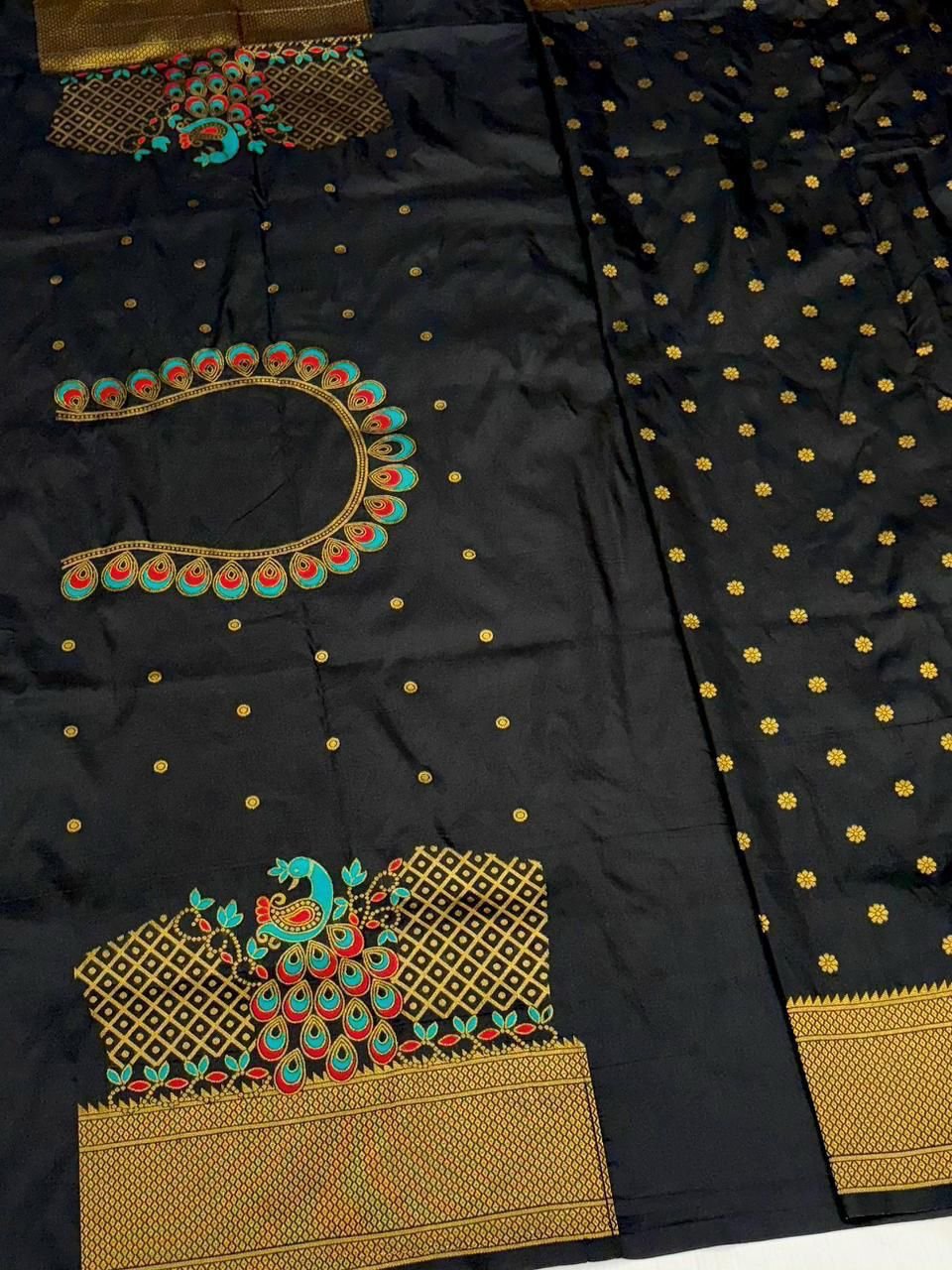Yeola Kalanjali Double Pallu Paithani image 13
