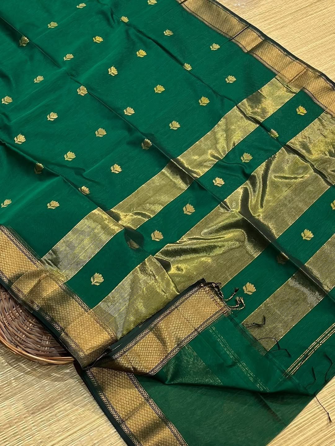 Single Color Pure Maheshwari Handloom Golden Zari Lotus Flower Design image 7