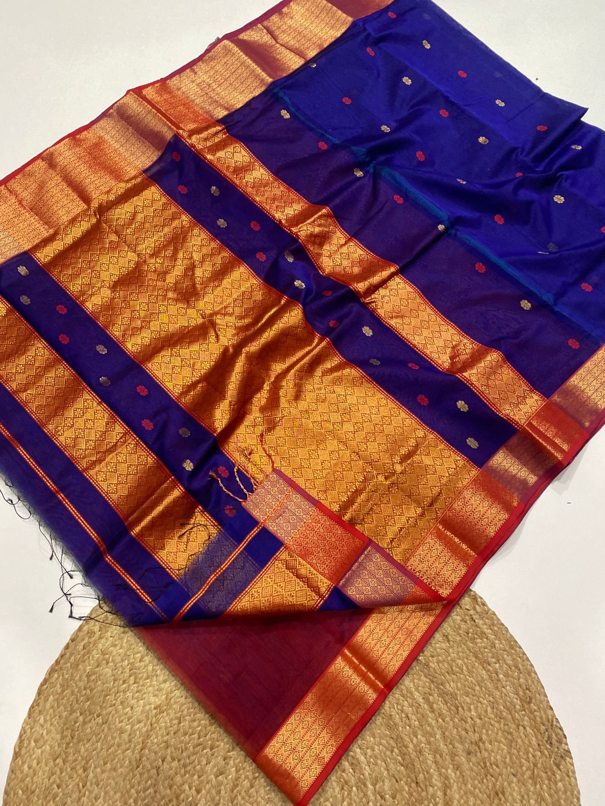 Maheshwari Rich Diamond Pallu image 9
