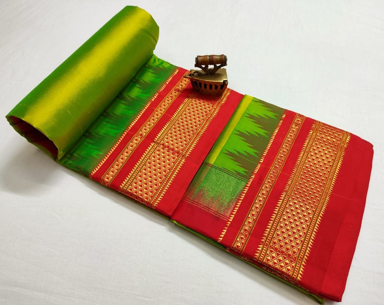 Temple Irkal Paithani Pure Silk Saree image 2