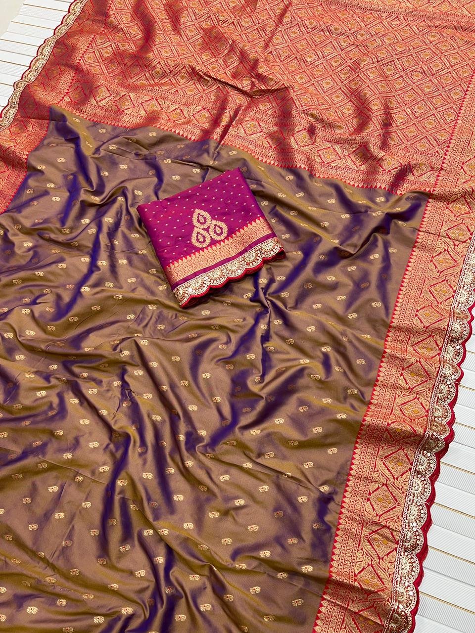 Soft Silk Banarasi Saree image 3