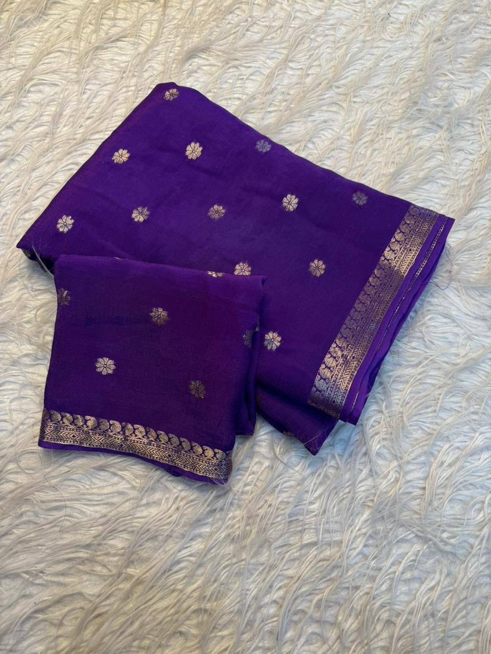 Pure viscose  weaving  jacquard saree image 6