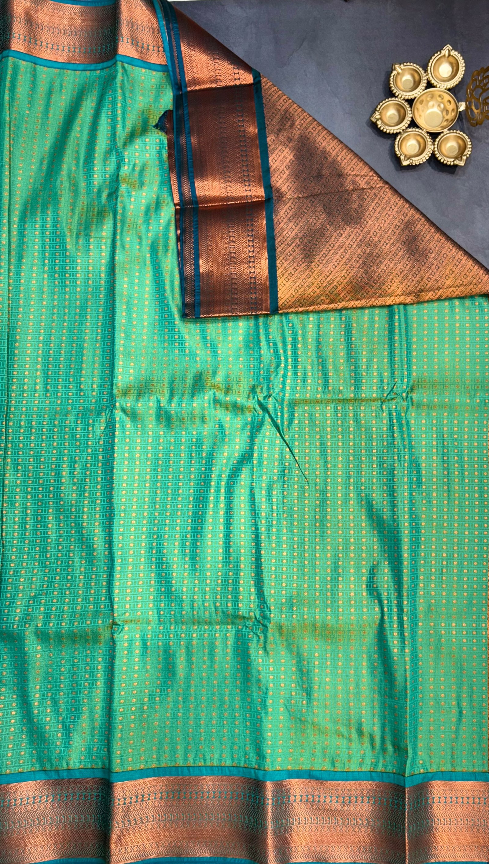 1000 Butta Super Soft Silk Saree image 3