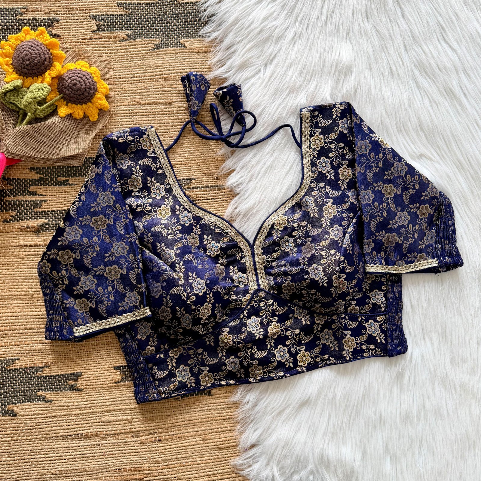 Side elastic banarasi blouse image 7