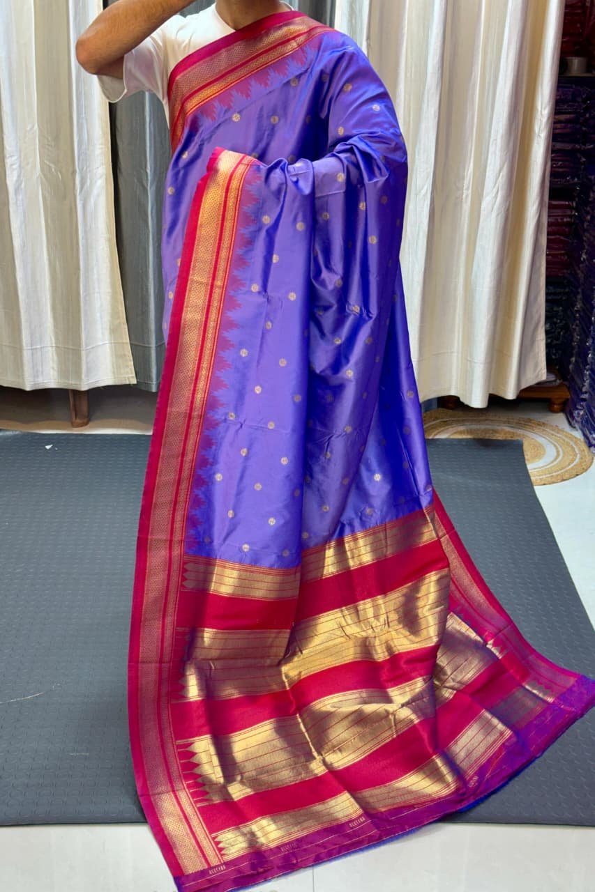 Traditional Erkal Paithani image 8