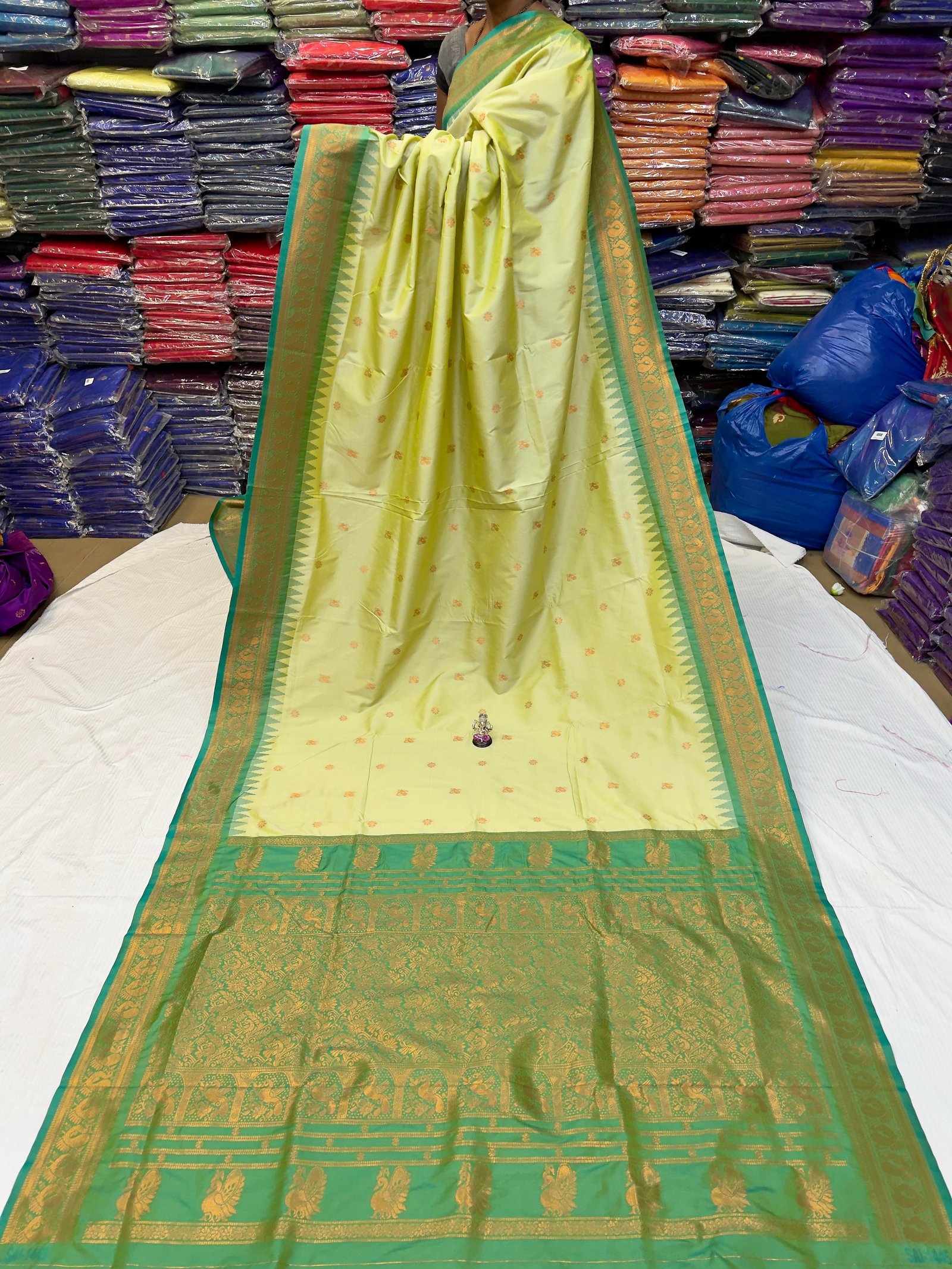 Half Silk Gadwaal Paithani image 12
