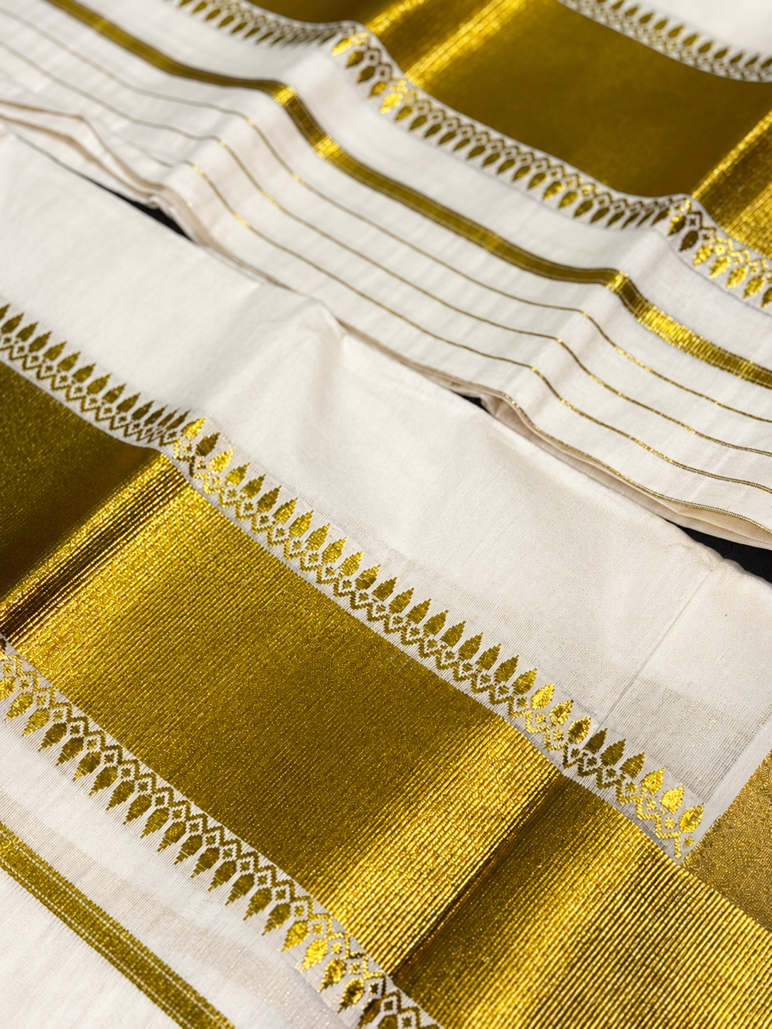 Kerala Kasavu Set Mundu Cotton image 3