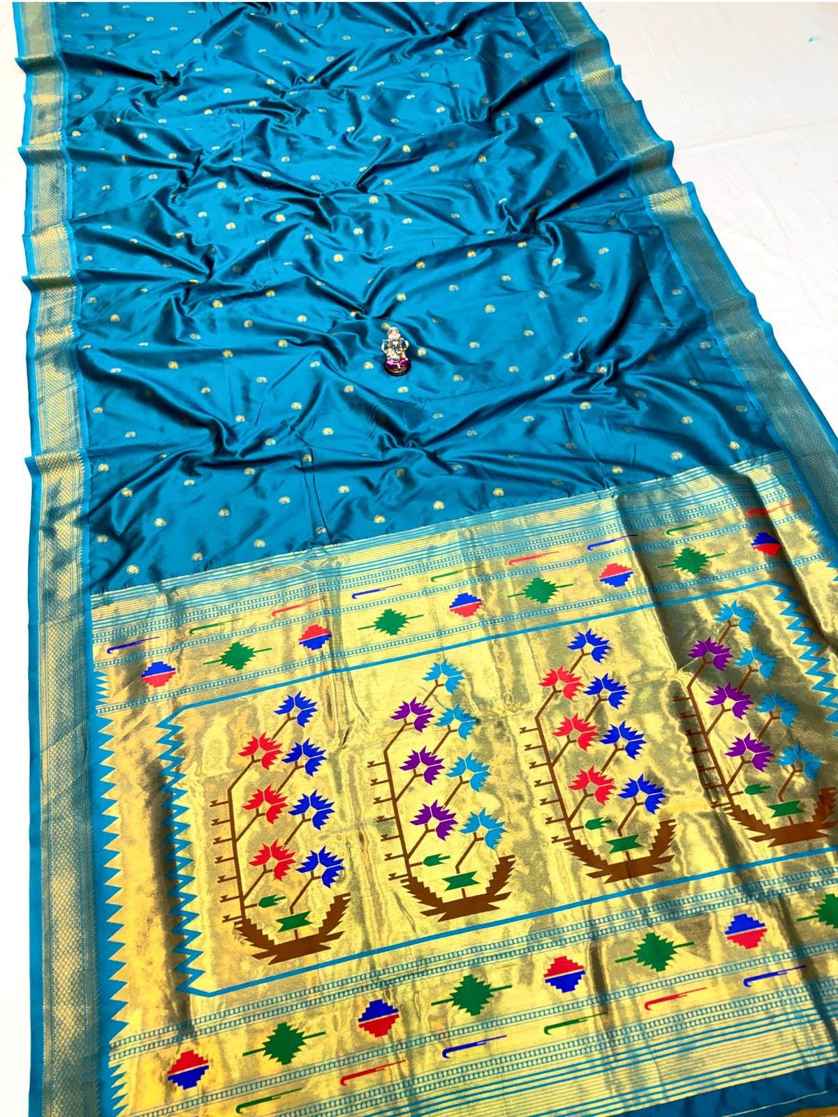 Fancy Pallu Asavali Paithani image 5