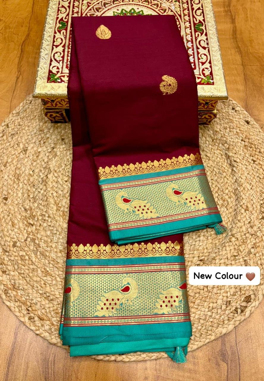 Meena Mor Border Paithani image 8
