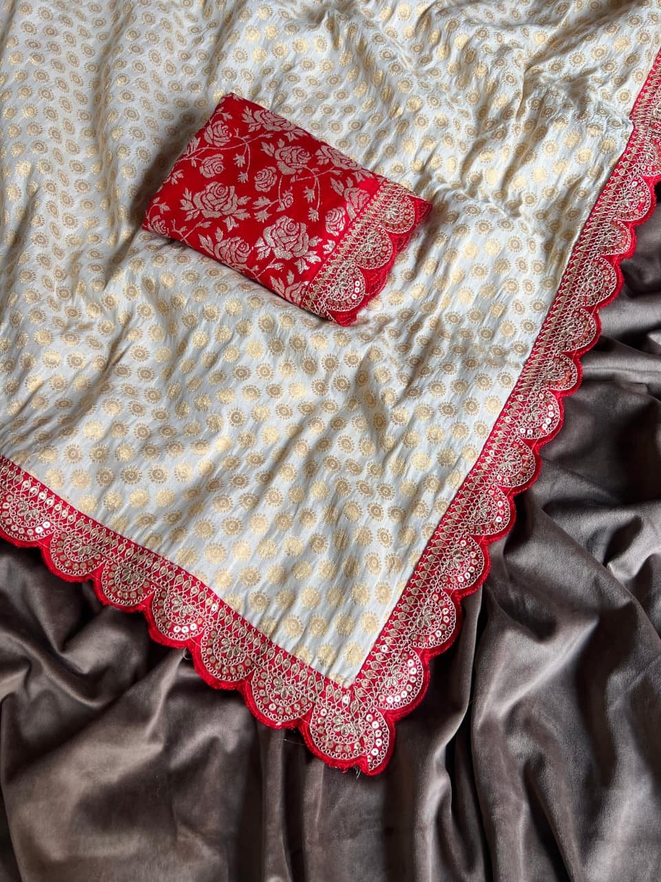 Pure Dola Silk Saree image 3