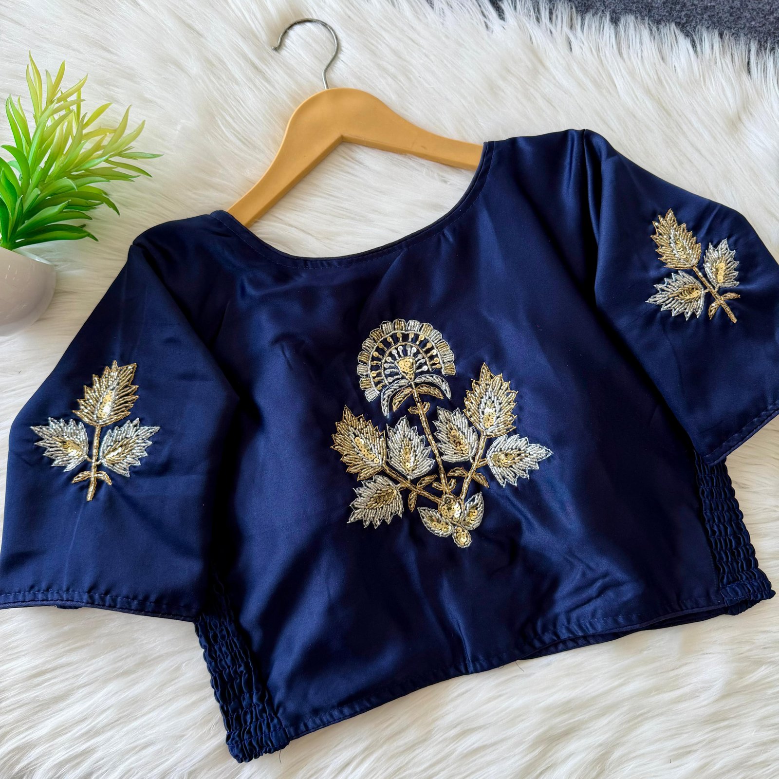 Zardosi and Cutdana Embroidery Readymade  Blouse with Elastic image 5