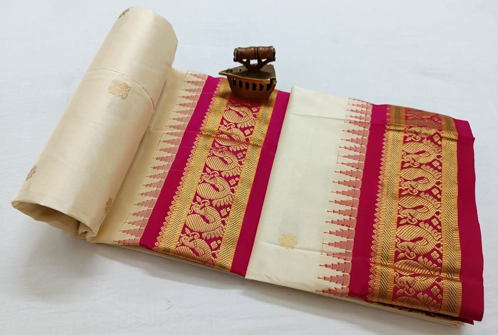 Swamini Gadwal Pure Silk