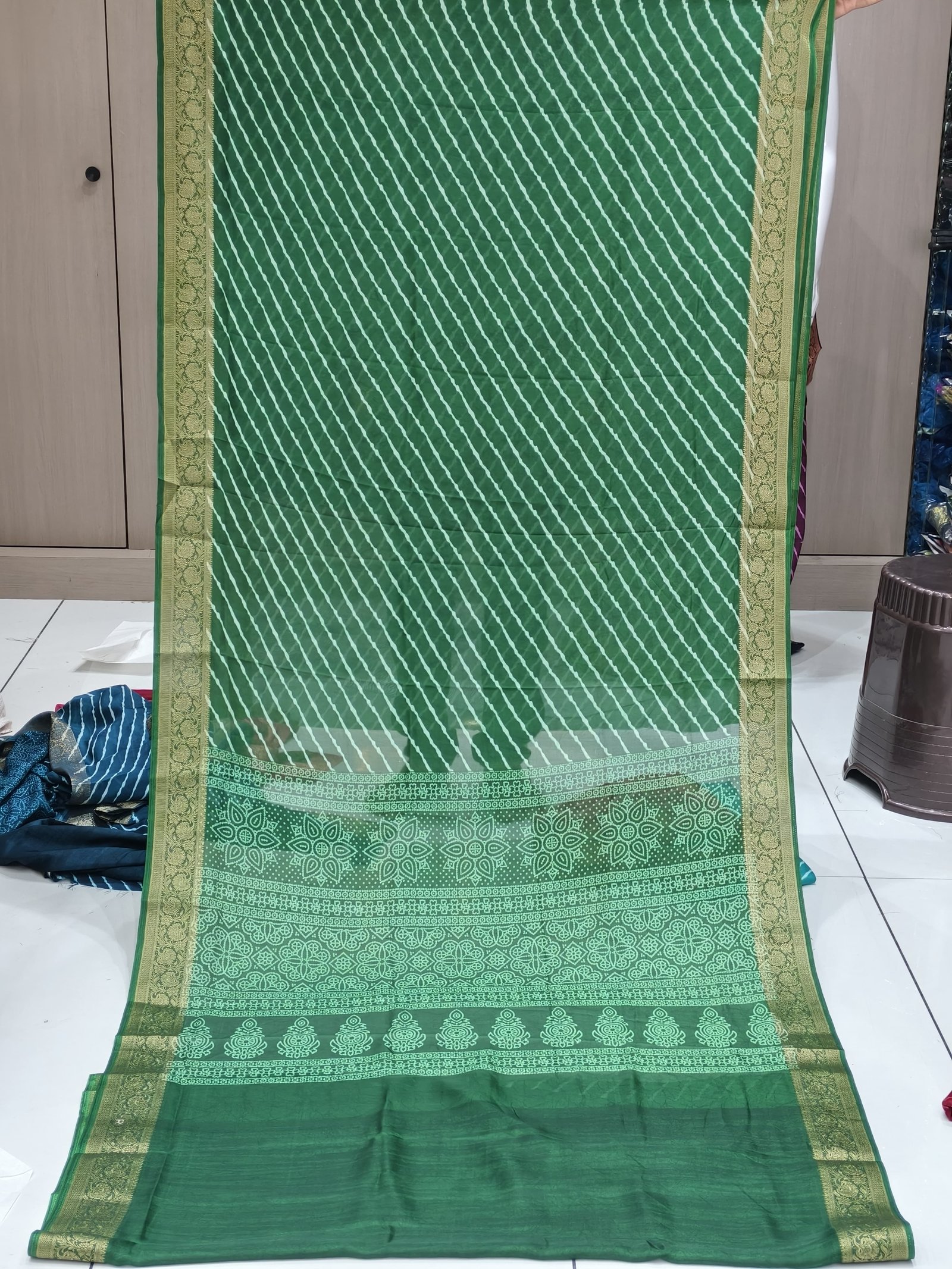 Shikakari moss chiffon lehriya saree image 3