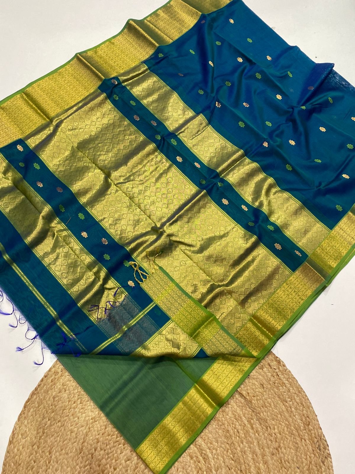 Maheshwari Rich Diamond Pallu image 5