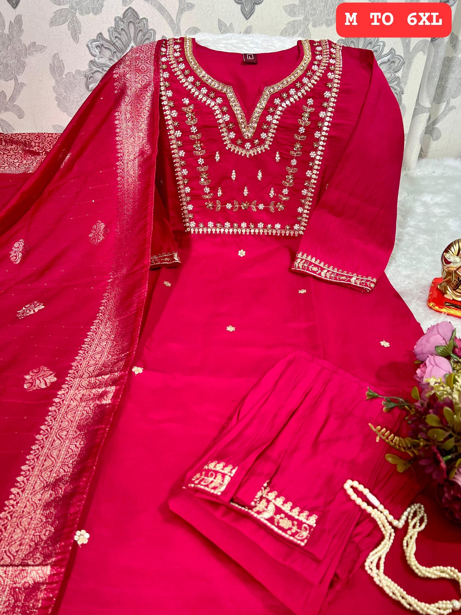 Kurti Pant Dupatta Set image 9