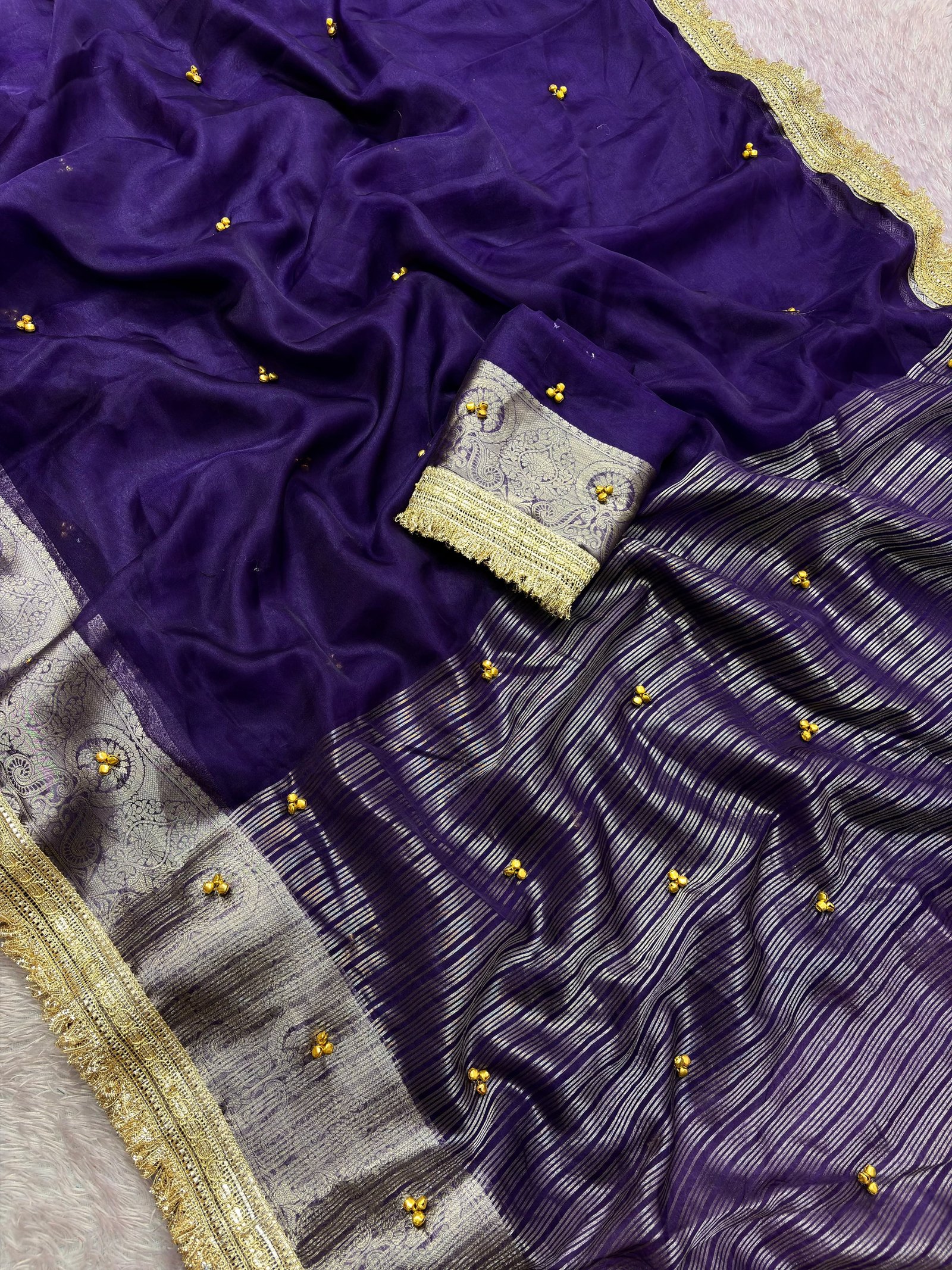 Ghungroo Wala Trending Saree image 19