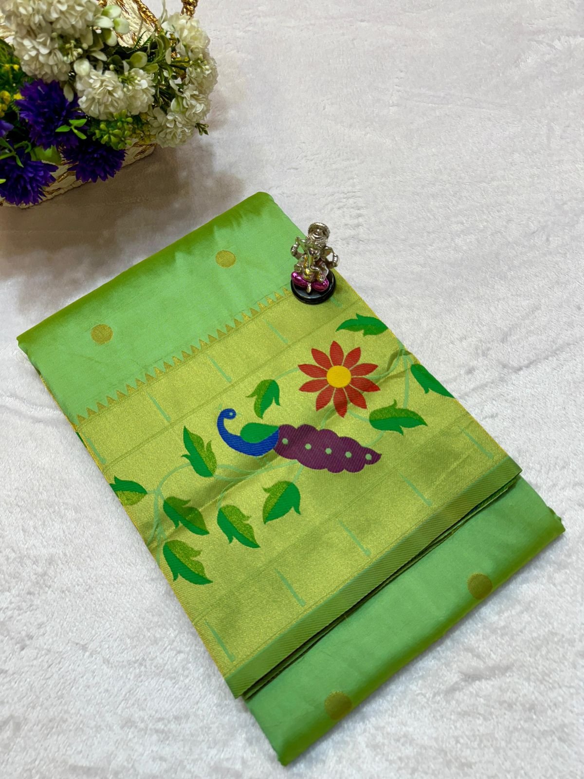 Radha Rani Brocade Paithani image 7
