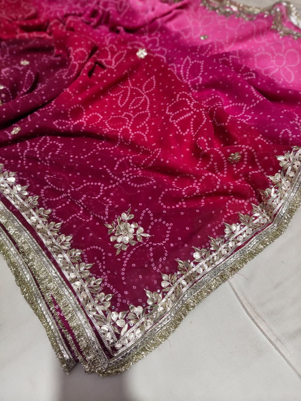 Georgette Bandhani Print Saree image 2