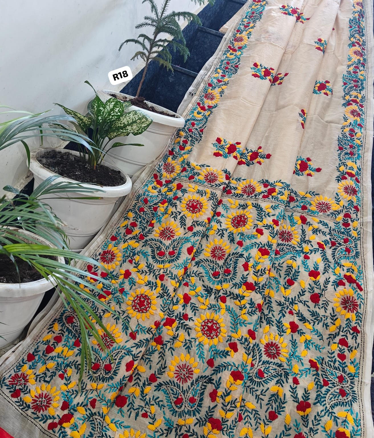 4 Linen Chanderi Saree Fulkari work image 4
