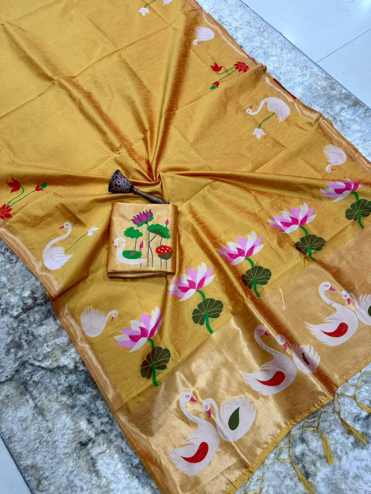 Khadi Raw silk Swan Border Silk Paithani image 7