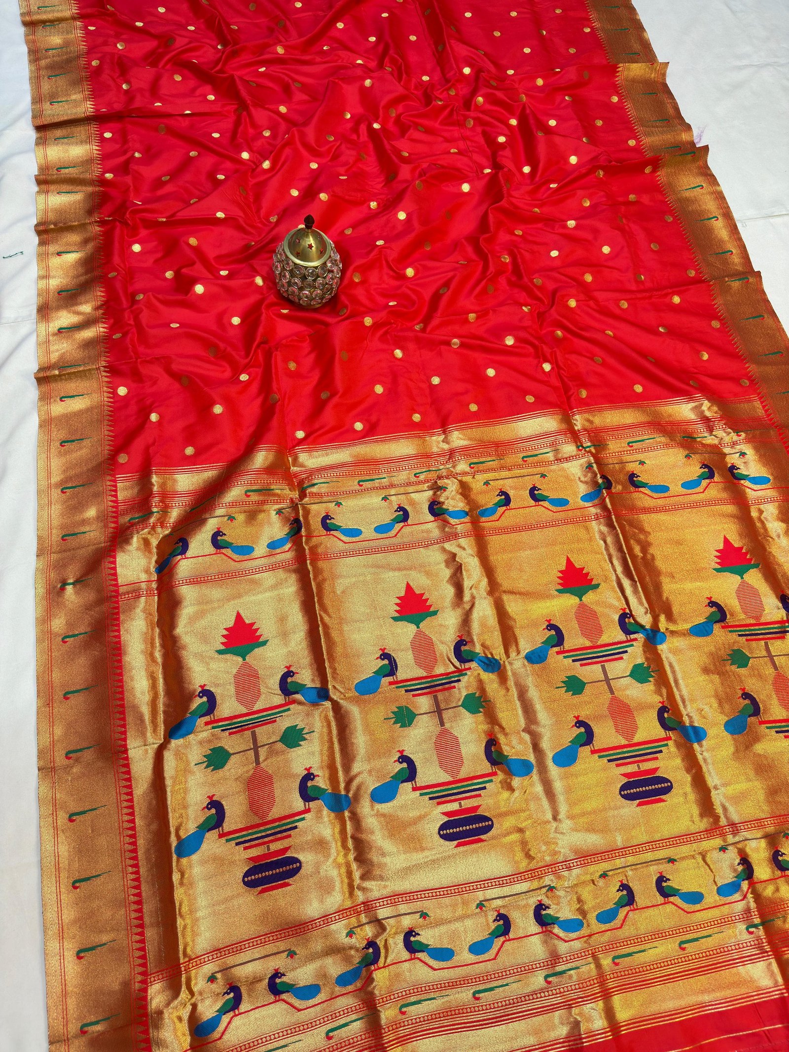 Single Muniya Paithani image 11