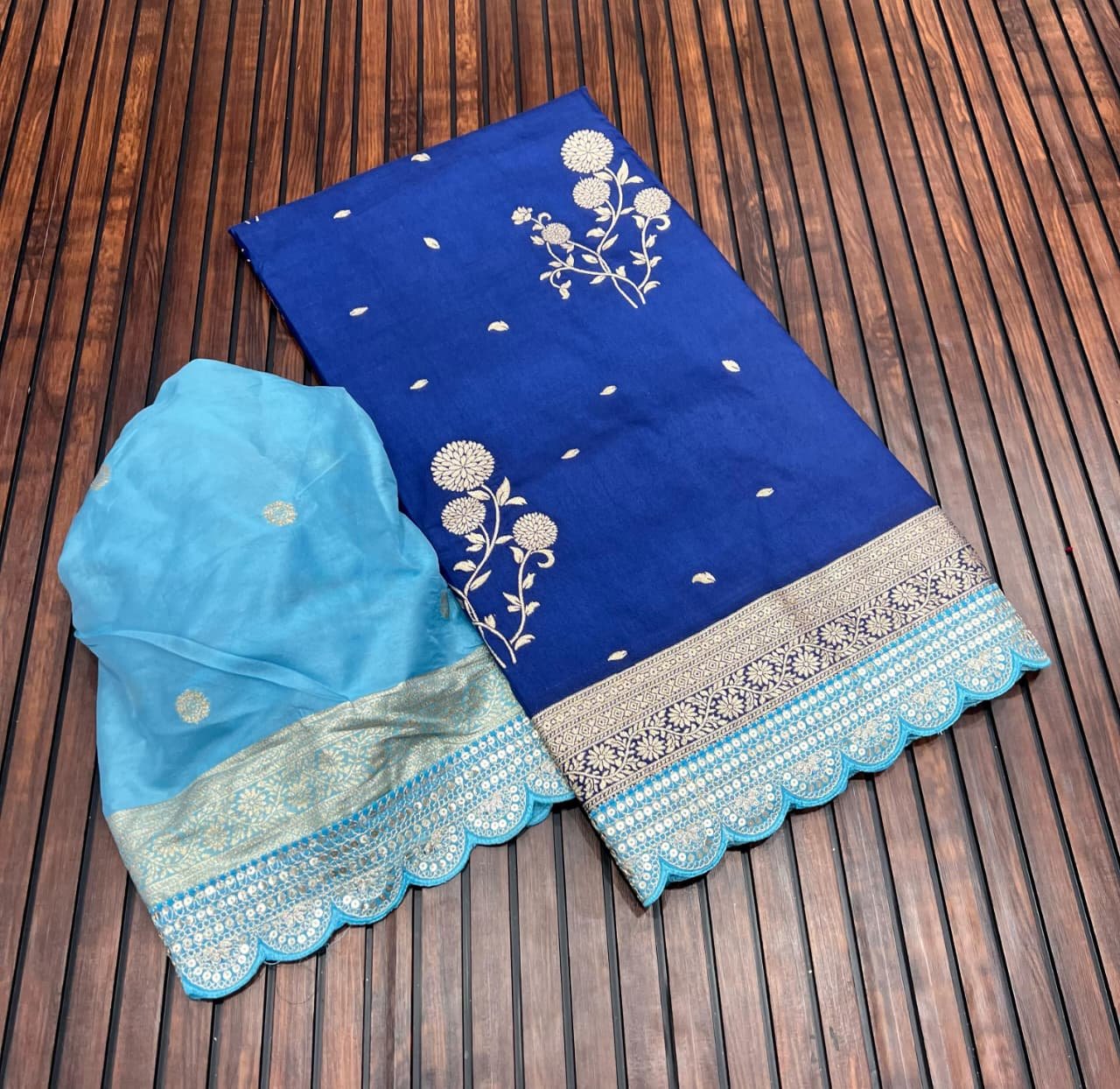 Pure Banarasi Dola Silk Saree image 3