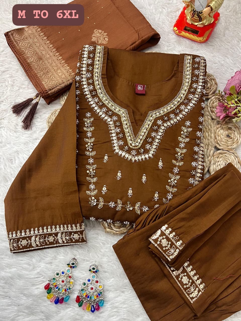 Kurti Pant Dupatta Set image 11