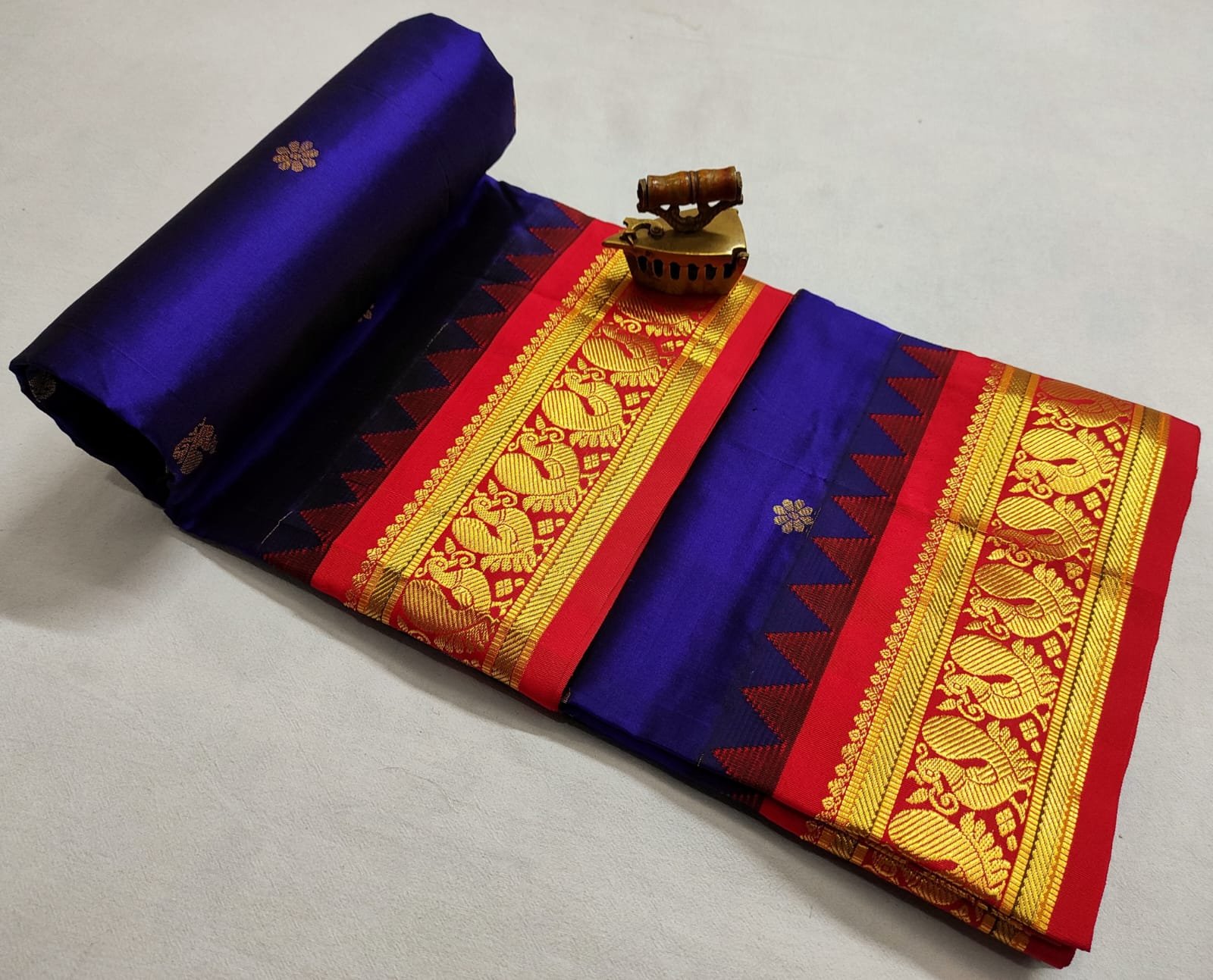 Swamini Gadwal Pure Silk image 11