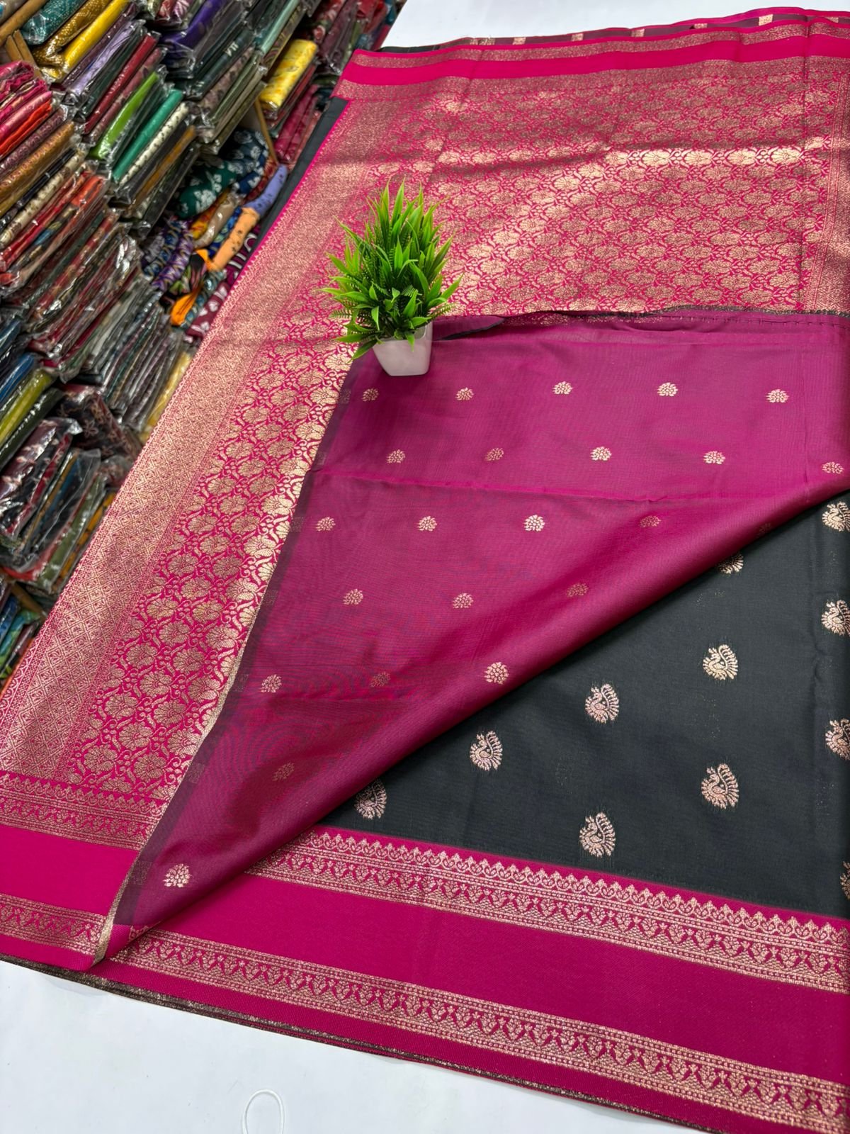Premium Soft Kanchi silk saree in Bentex border