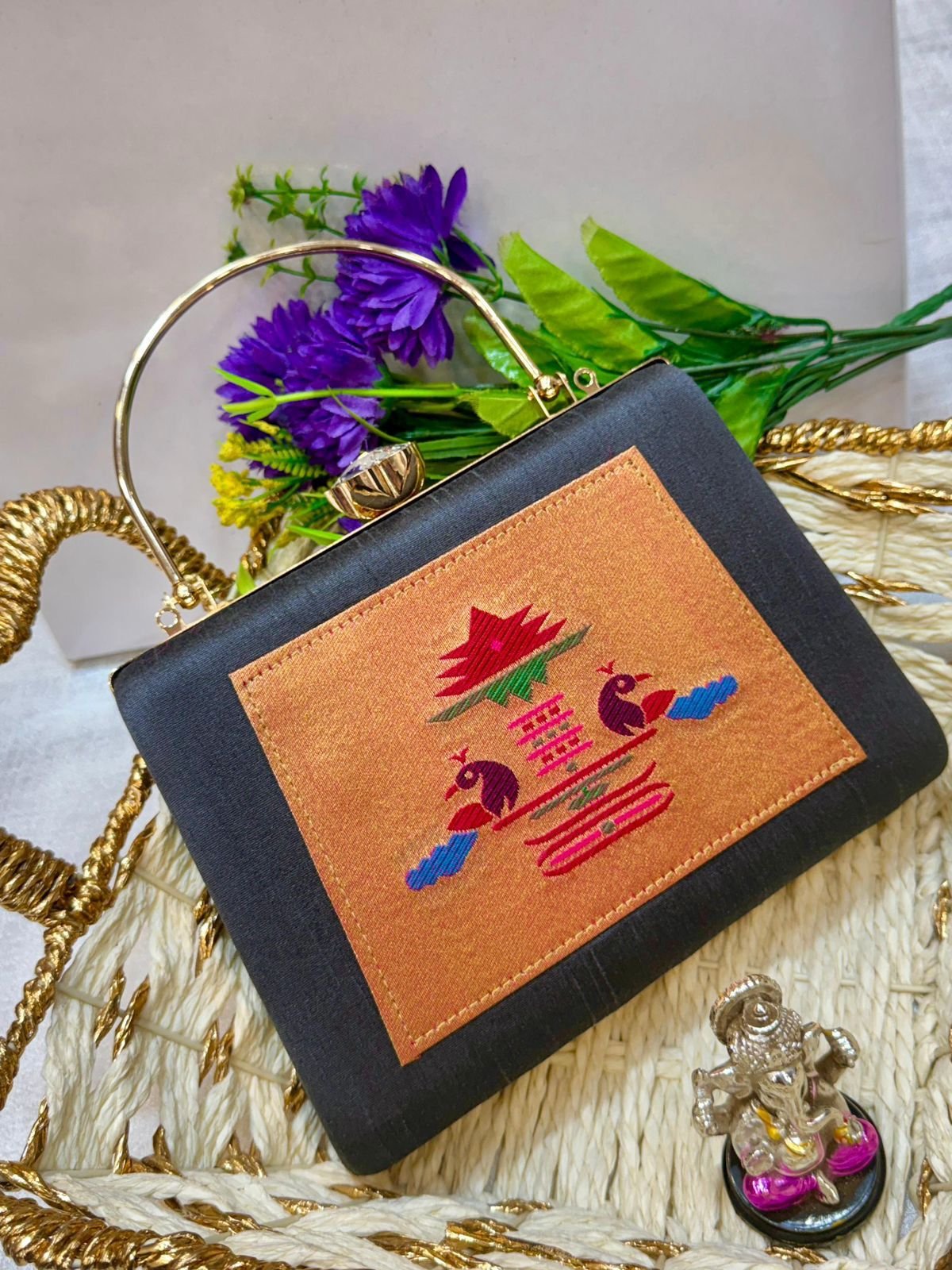 Paithani Clutch Design 2 image 4