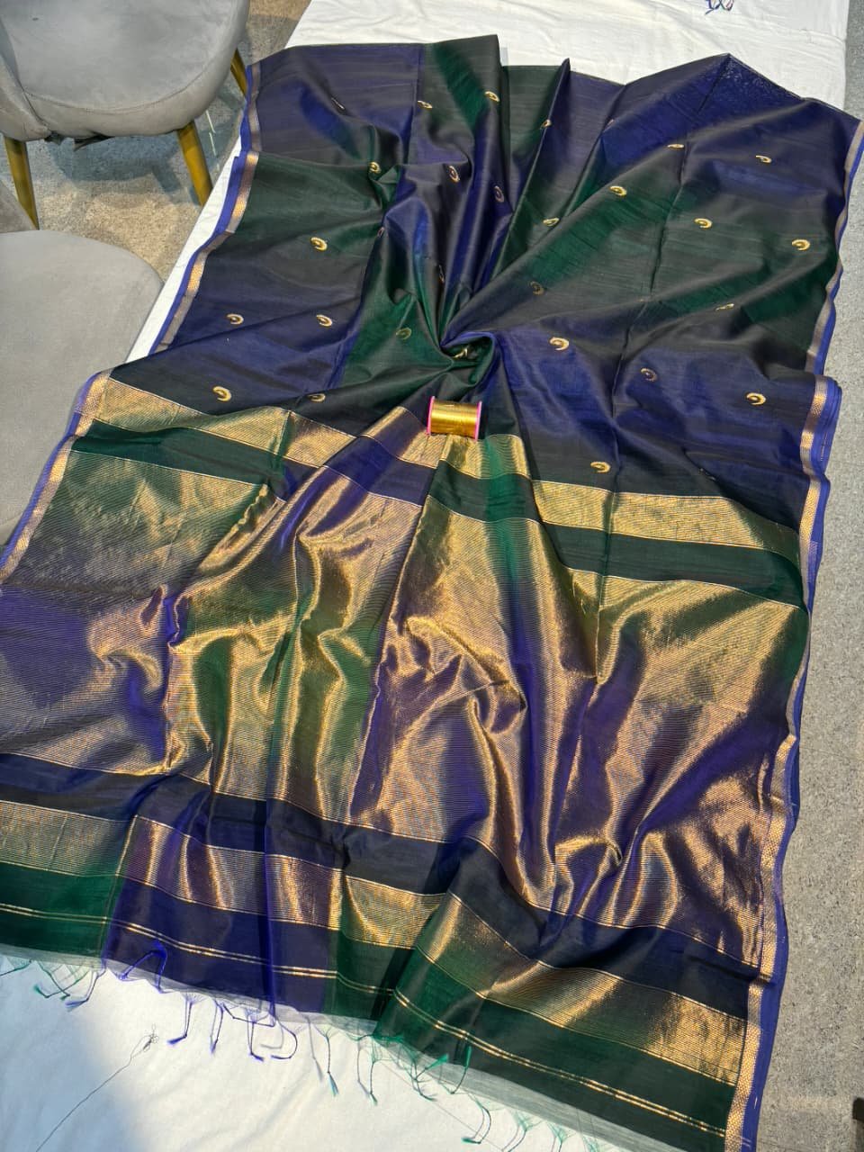 Pure Maheshwari Handloom Saree with Chand Design