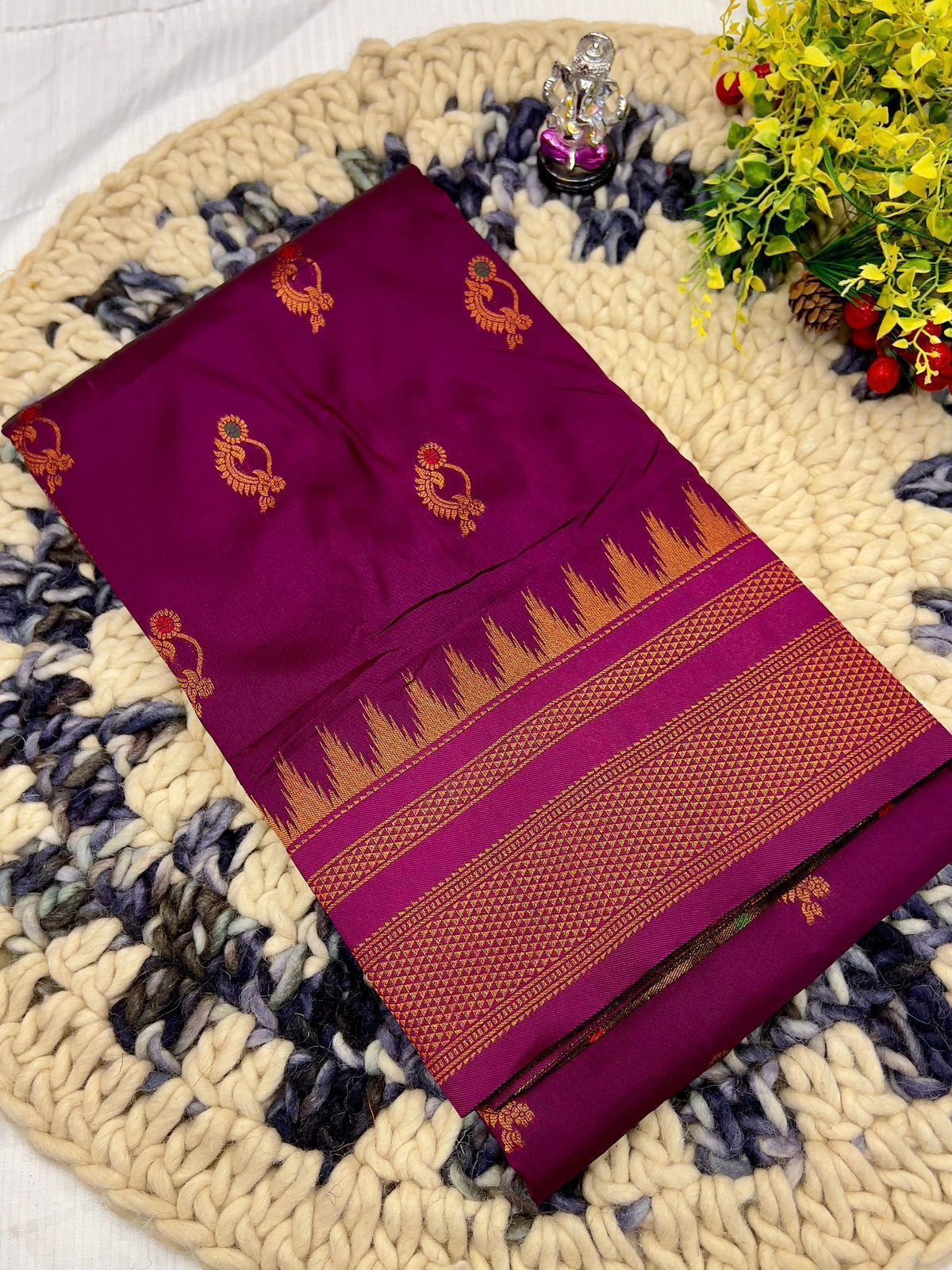 Payal Nath Irkal Paithani image 23
