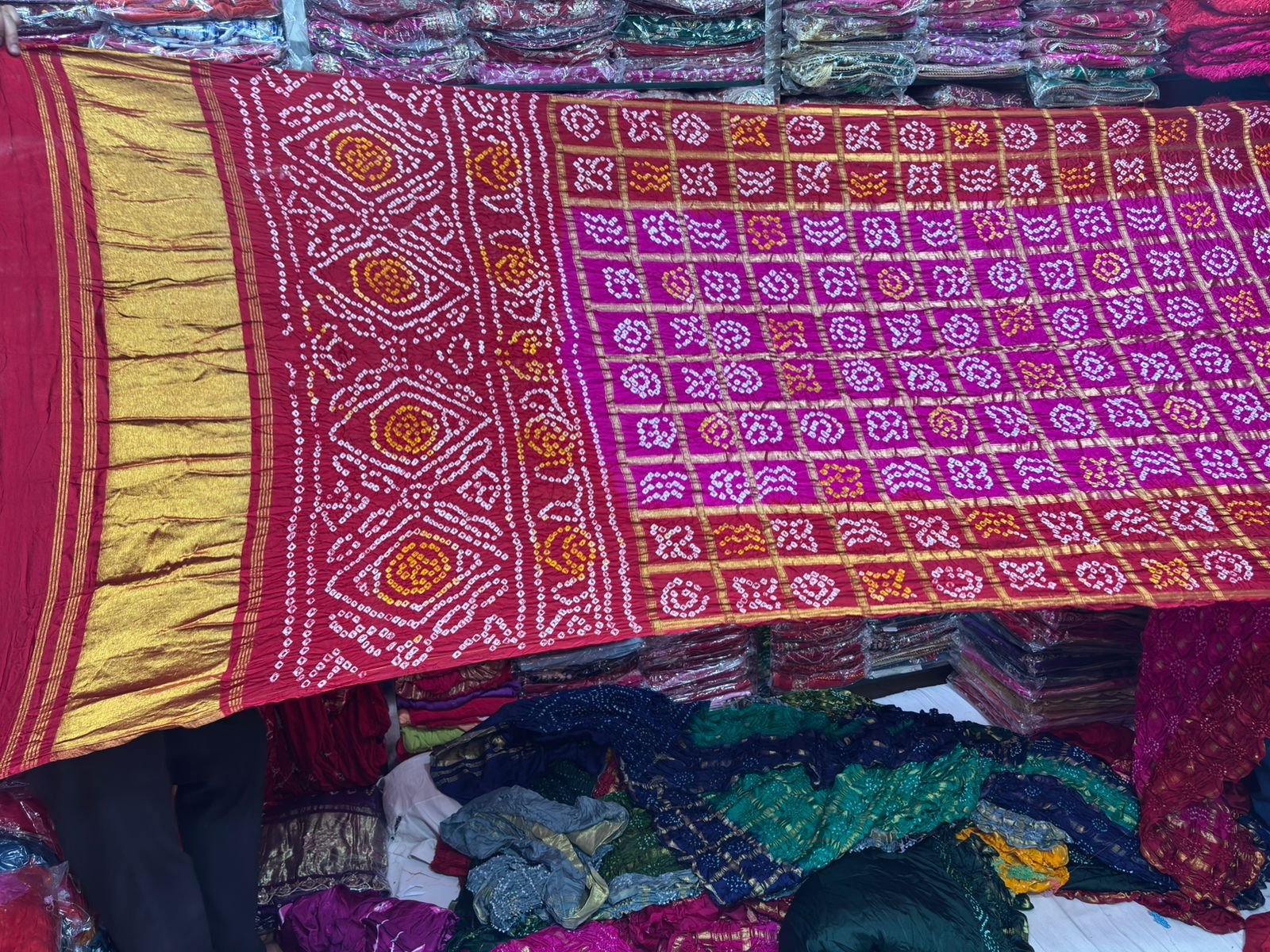 Gharchola Saree with lagdi patta image 3
