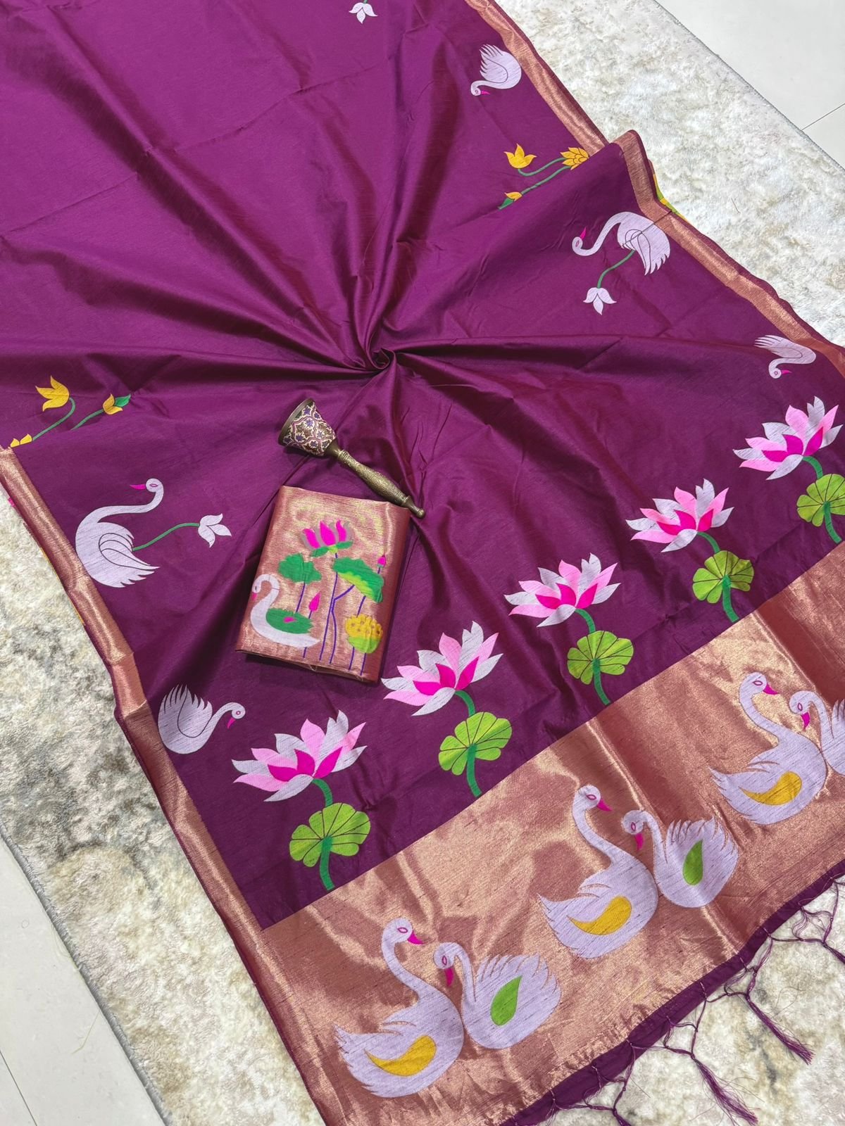Khadi Raw silk Swan Border Silk Paithani image 2