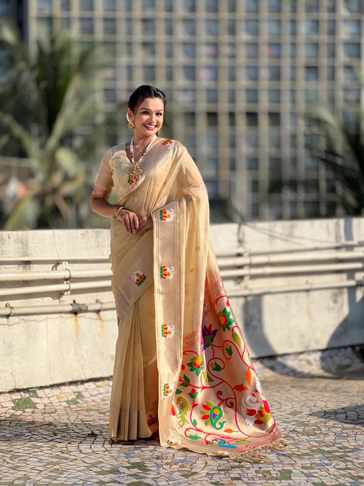 Soft Organza Sarees With Butti image 4