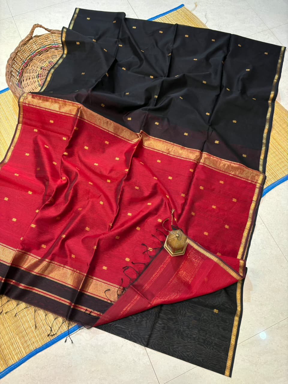 Maheshwari Small Border image 12
