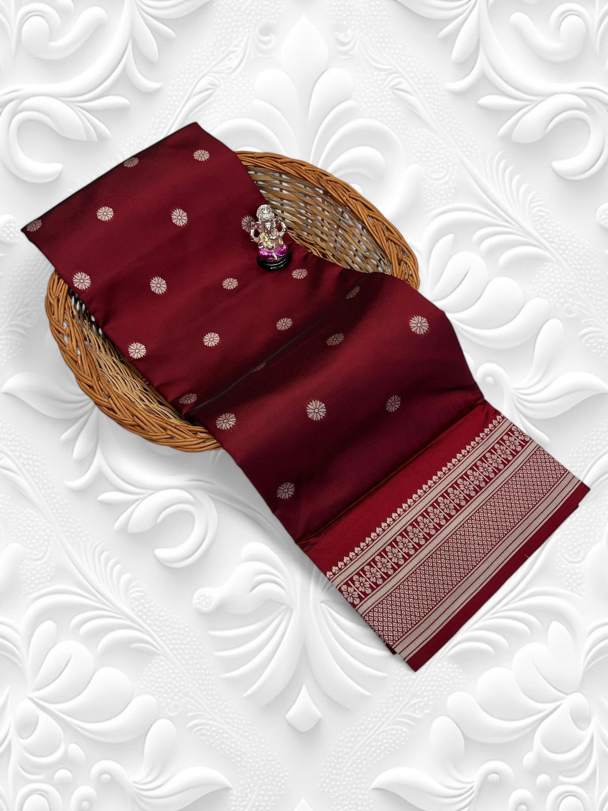Aarya Fancy Pallu Kadiyal Paithani image 9